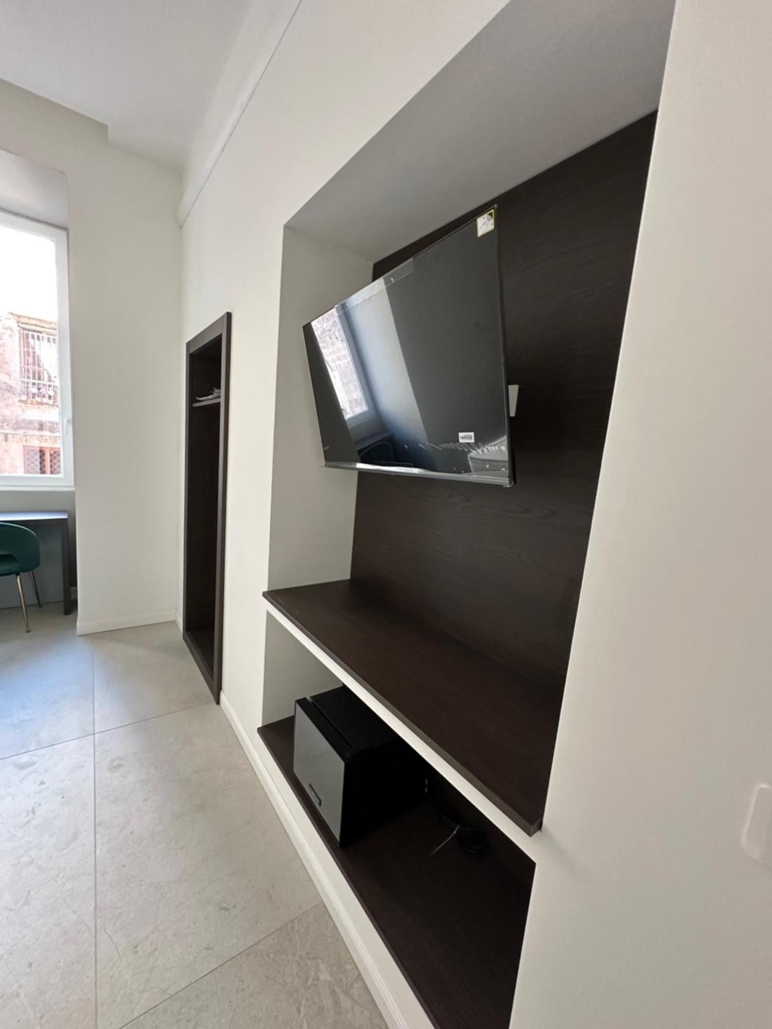Hotiday Room Collection - Napoli Museo Suite Exterior foto